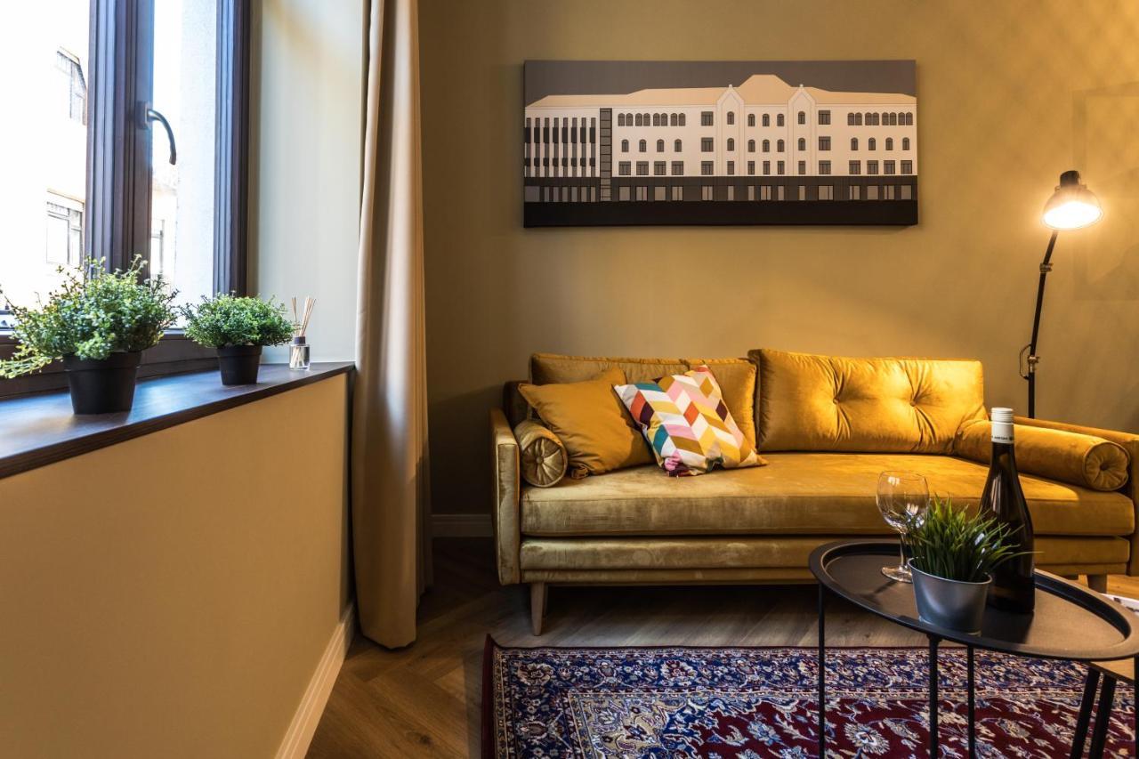 M15 Apartment Pécs Extérieur photo