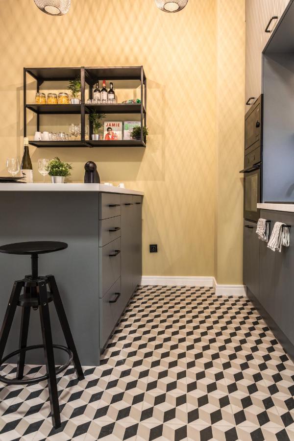 M15 Apartment Pécs Extérieur photo